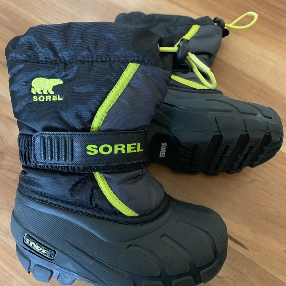 sorel ski boots